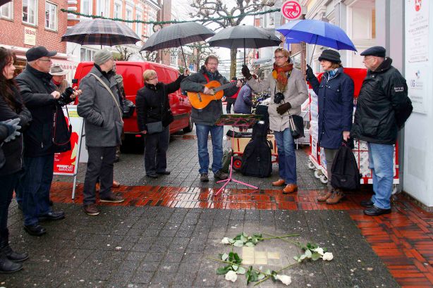 6. Stolpersteinverlegung am 14. Dezember 2013